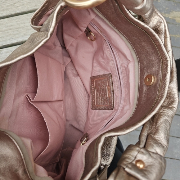 Coach Parker leather shoulder bag #13466 - Picture 2 of 4